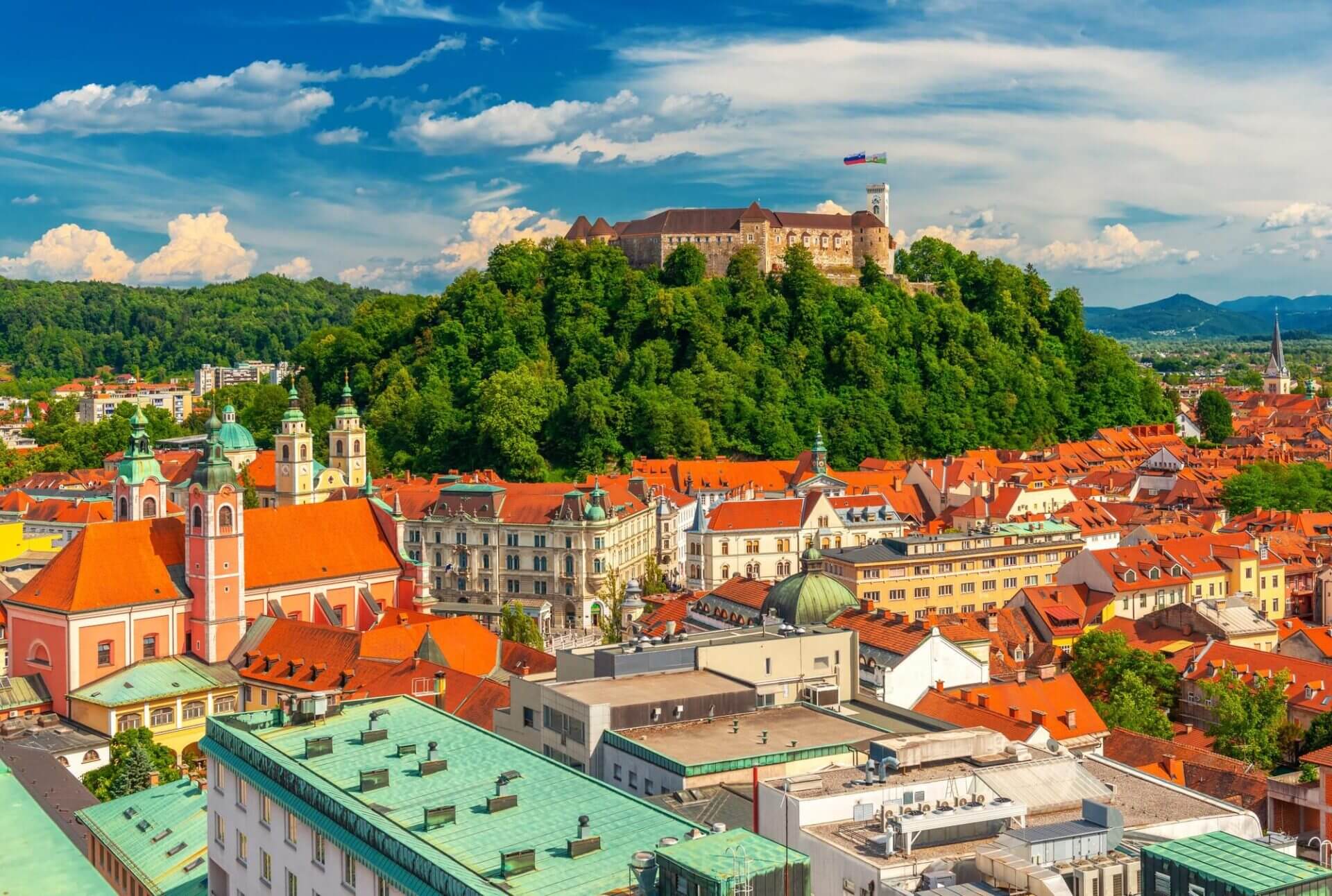 VAT w Słowenii: panorama na Lublanę, stolicę Słowenii
